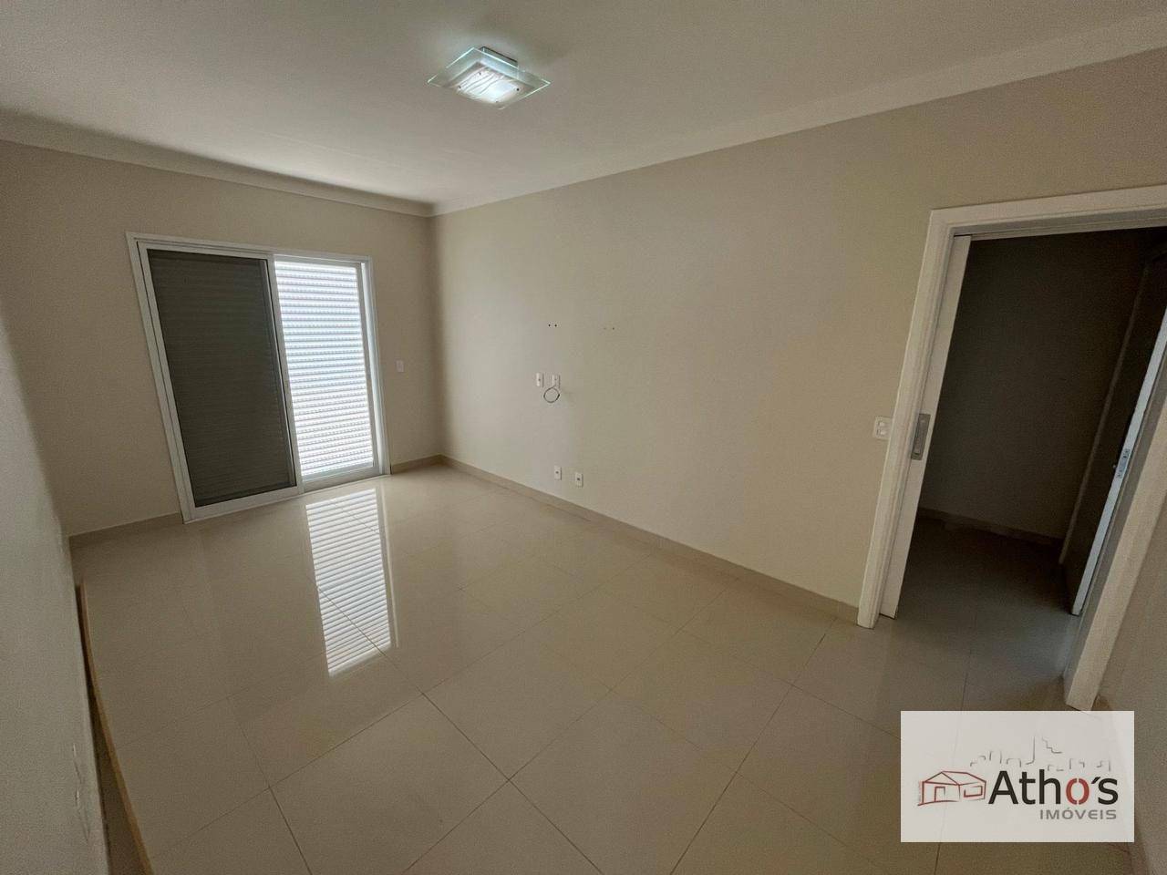 Sobrado à venda e aluguel com 4 quartos, 392m² - Foto 8