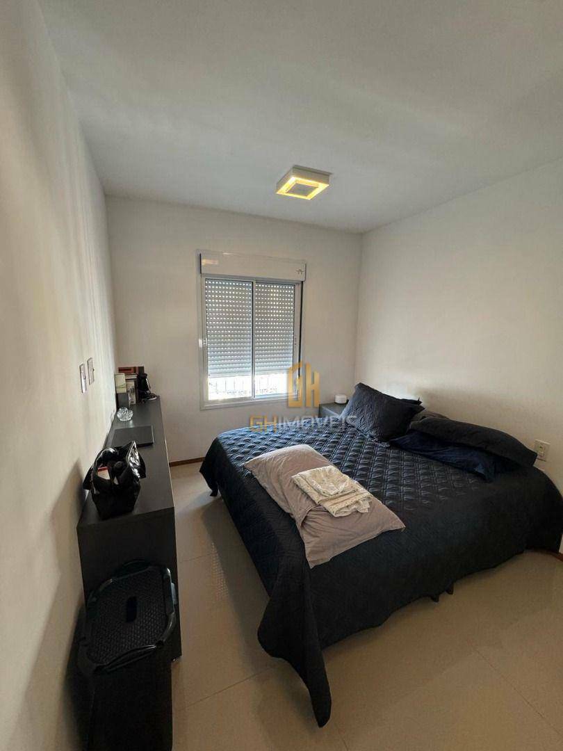 Apartamento à venda com 2 quartos, 66m² - Foto 5