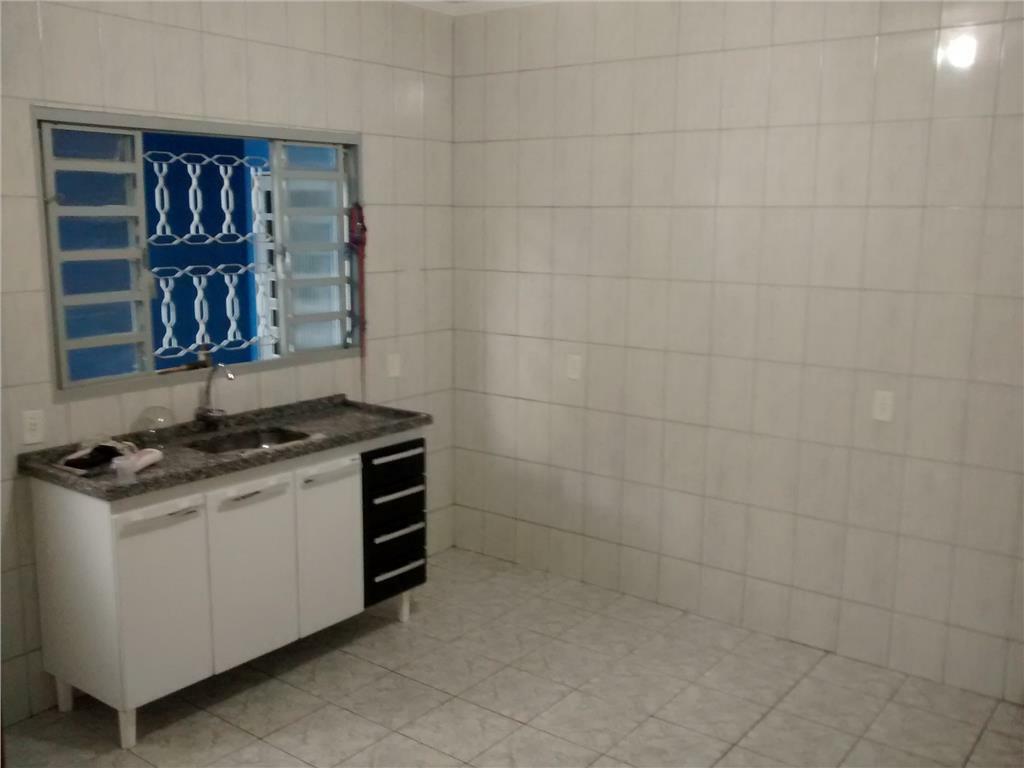 Casa à venda com 2 quartos, 90m² - Foto 5