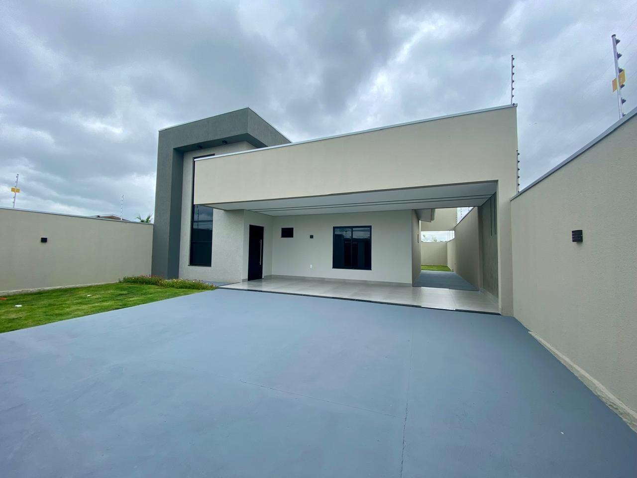 Casa à venda com 2 quartos, 131m² - Foto 1