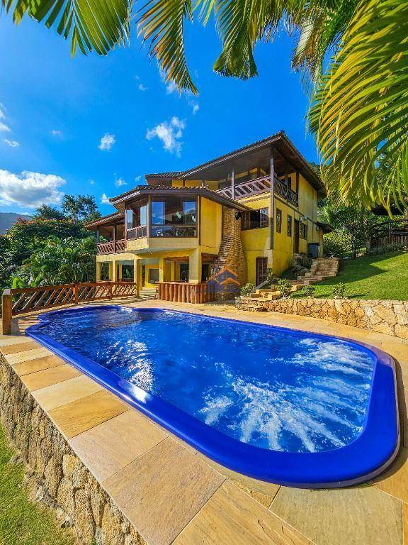 Casa de Condomínio à venda com 8 quartos, 600m² - Foto 17