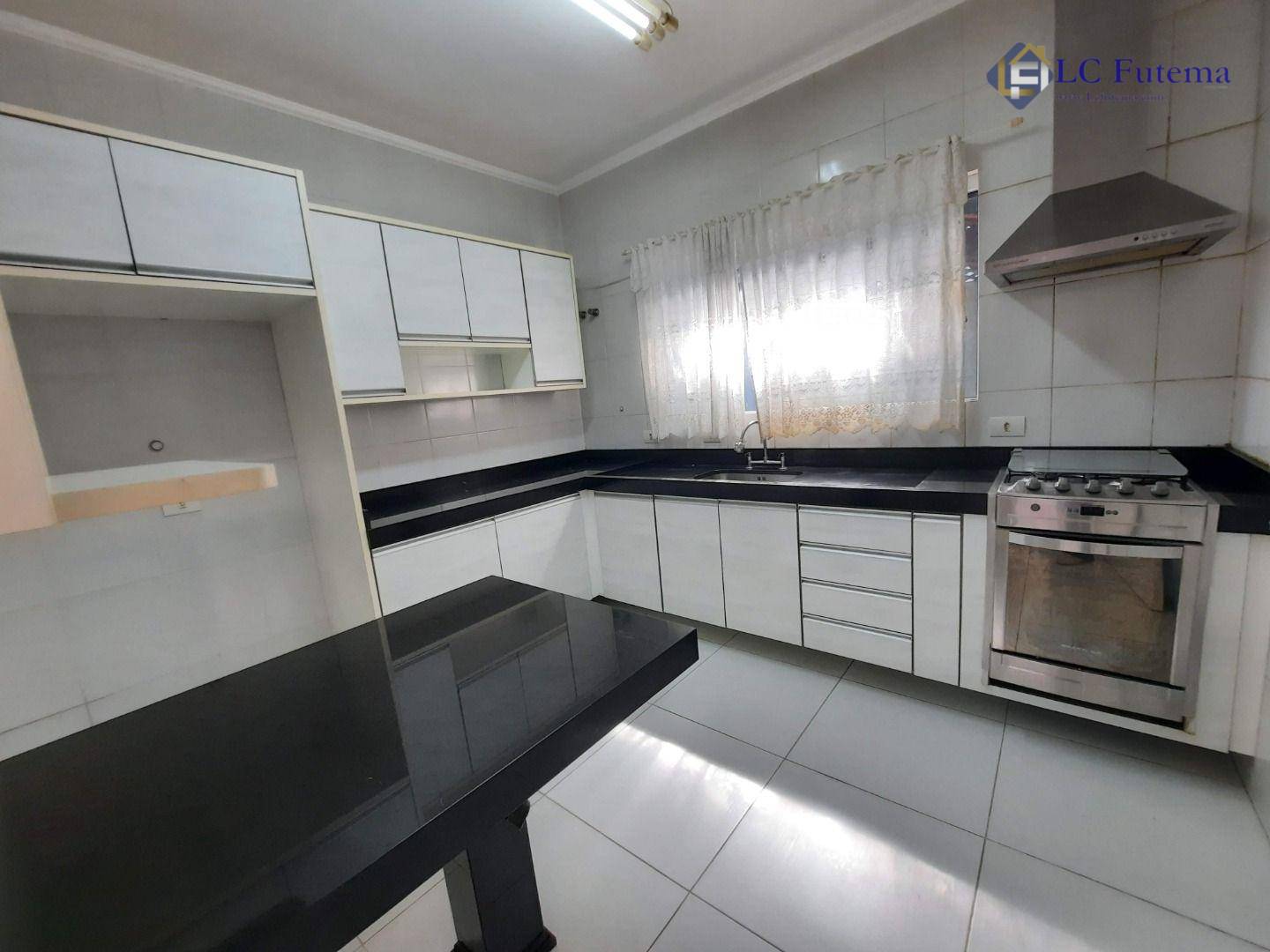 Casa de Condomínio à venda com 3 quartos, 181m² - Foto 35