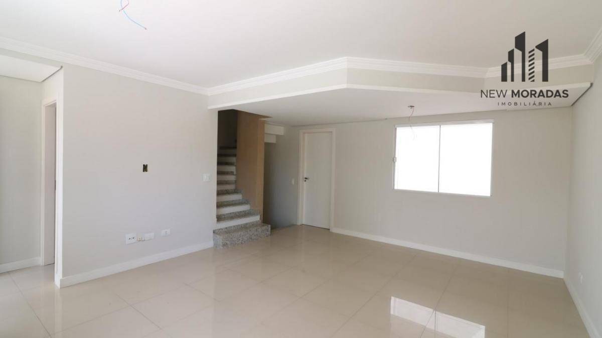 Sobrado à venda com 3 quartos, 214m² - Foto 2