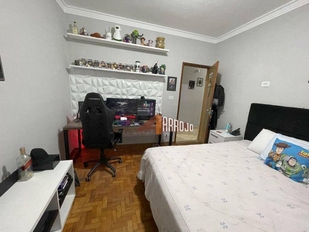 Casa à venda com 3 quartos, 200m² - Foto 10