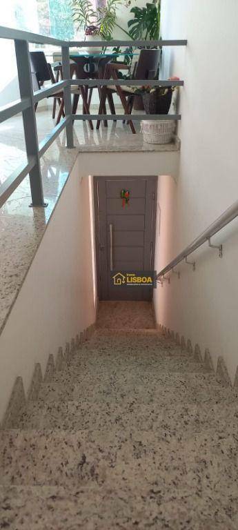 Sobrado à venda com 3 quartos, 237m² - Foto 31