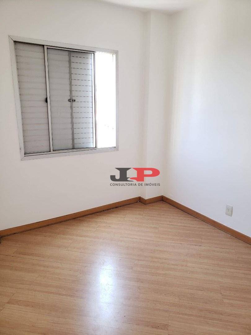 Apartamento para alugar com 2 quartos, 62m² - Foto 10