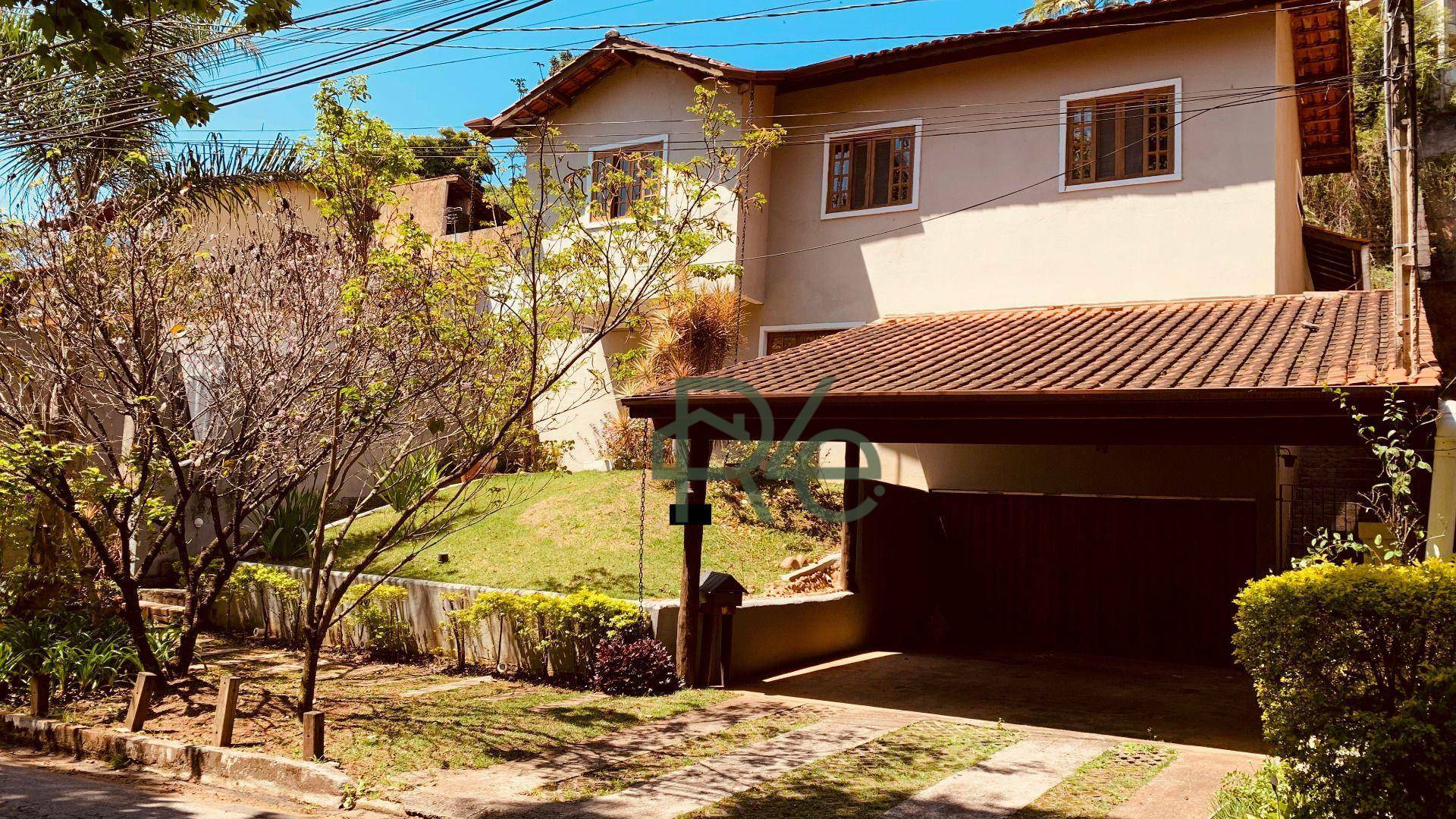 Casa de Condomínio à venda com 4 quartos, 172m² - Foto 2