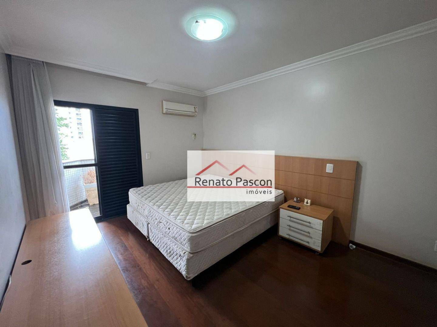 Apartamento à venda com 3 quartos, 209m² - Foto 9