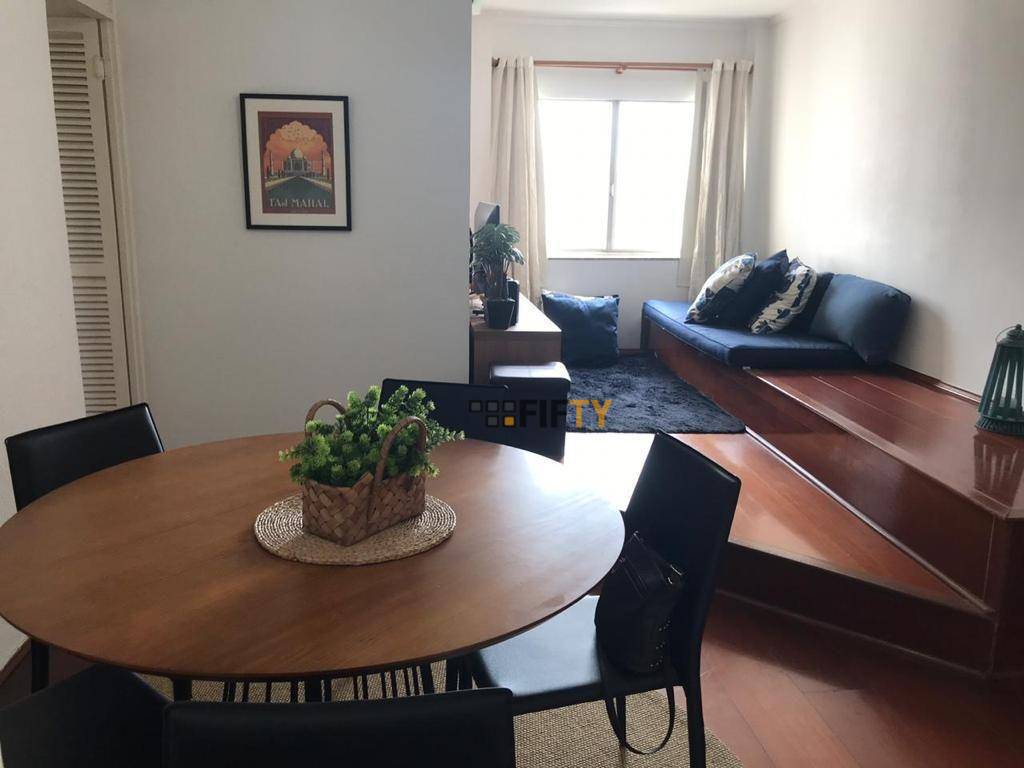 Apartamento à venda com 2 quartos, 77m² - Foto 1