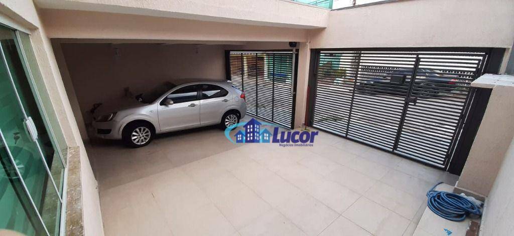 Sobrado à venda com 3 quartos, 245m² - Foto 2