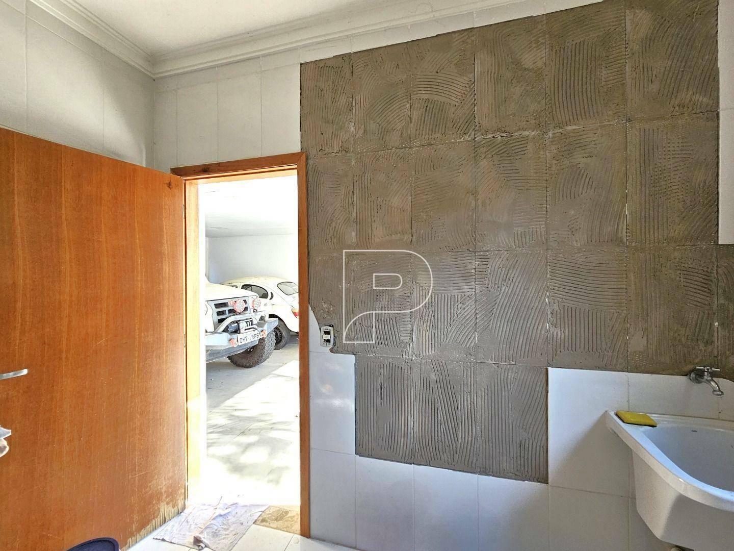 Casa de Condomínio à venda e aluguel com 3 quartos, 400m² - Foto 30