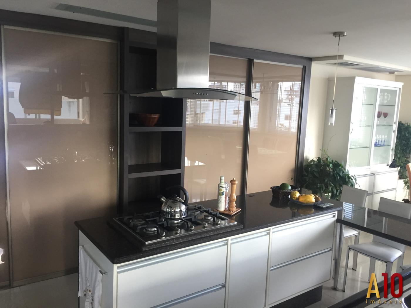 Apartamento à venda com 3 quartos, 252m² - Foto 16