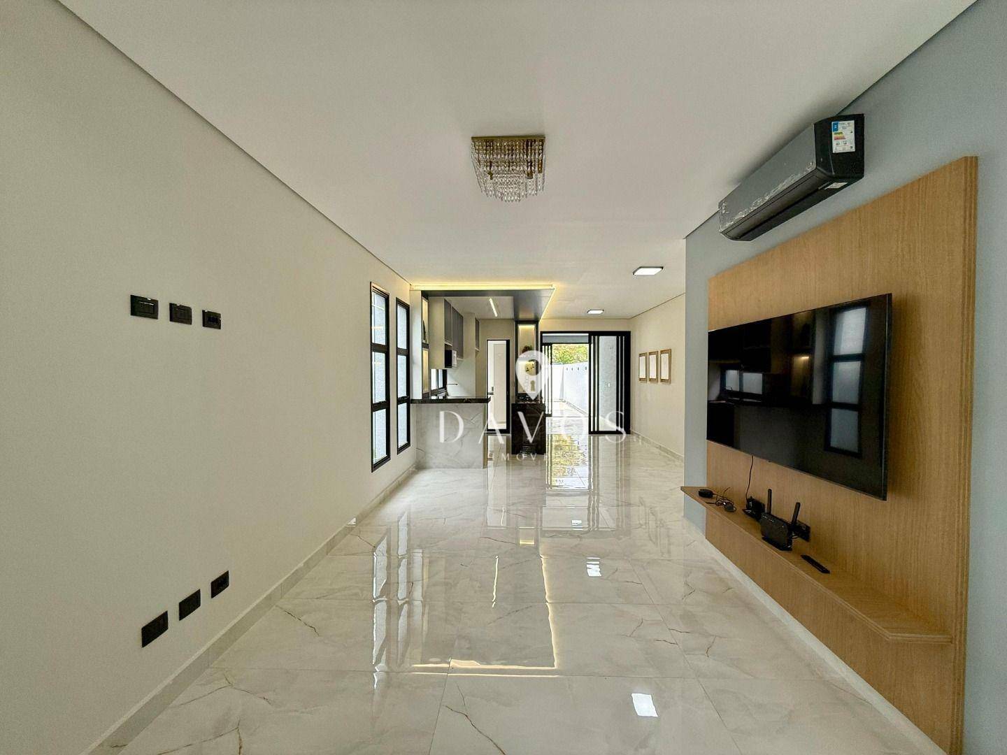 Sobrado à venda com 3 quartos, 208M2 - Foto 2