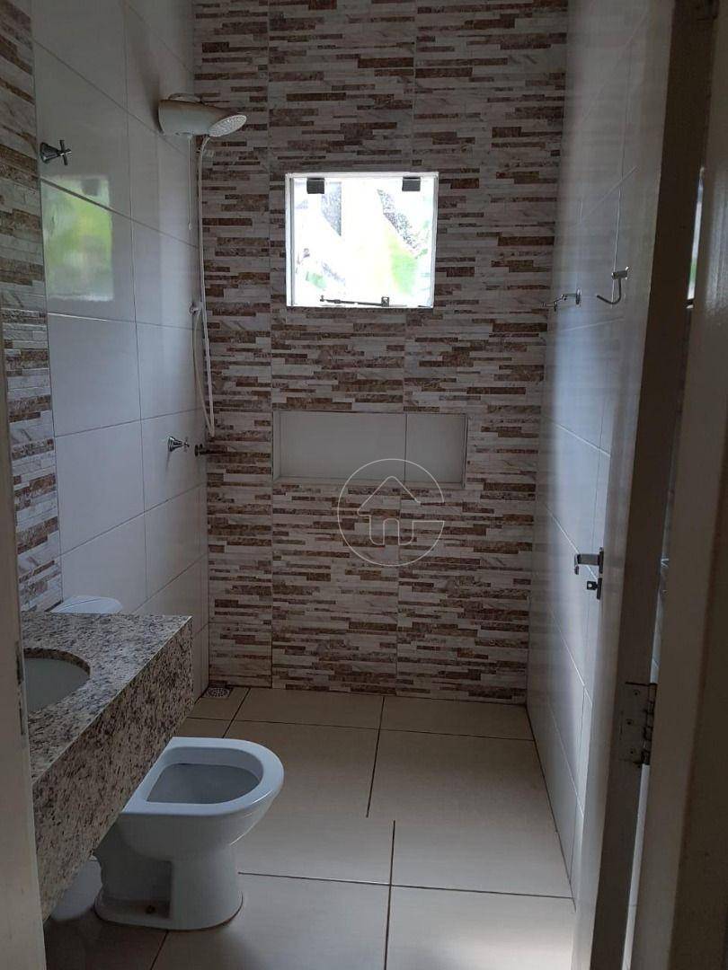 Casa à venda e aluguel com 3 quartos, 200m² - Foto 5