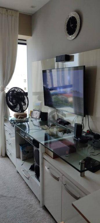 Apartamento à venda com 1 quarto, 37m² - Foto 9