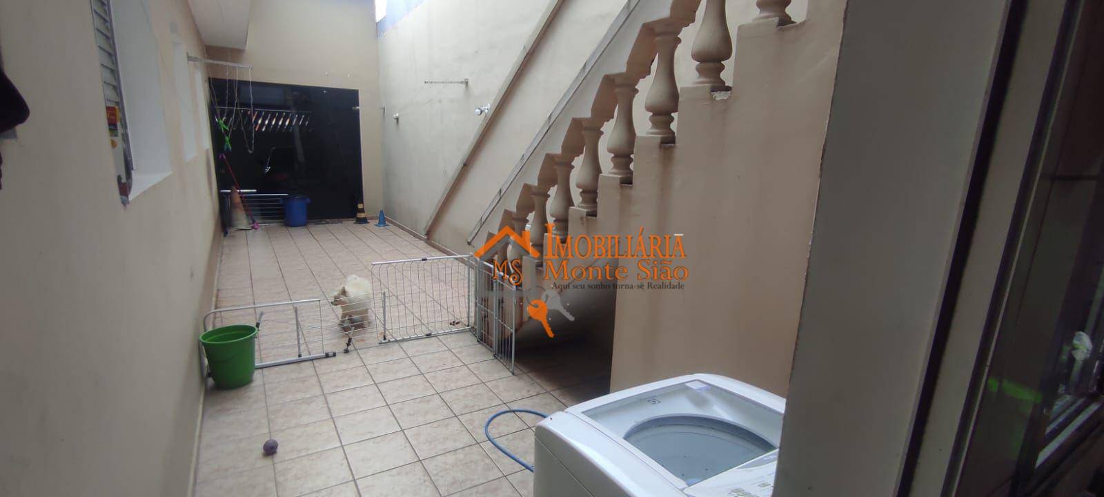 Casa à venda com 3 quartos, 200m² - Foto 17