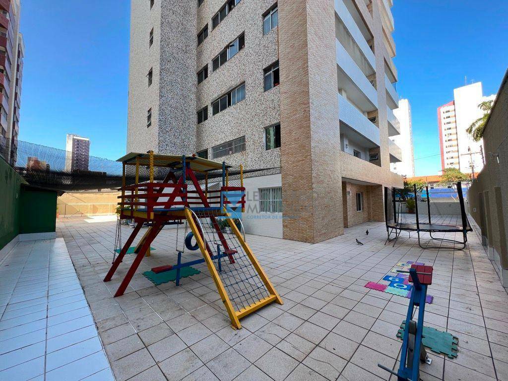 Apartamento à venda com 4 quartos, 196m² - Foto 25