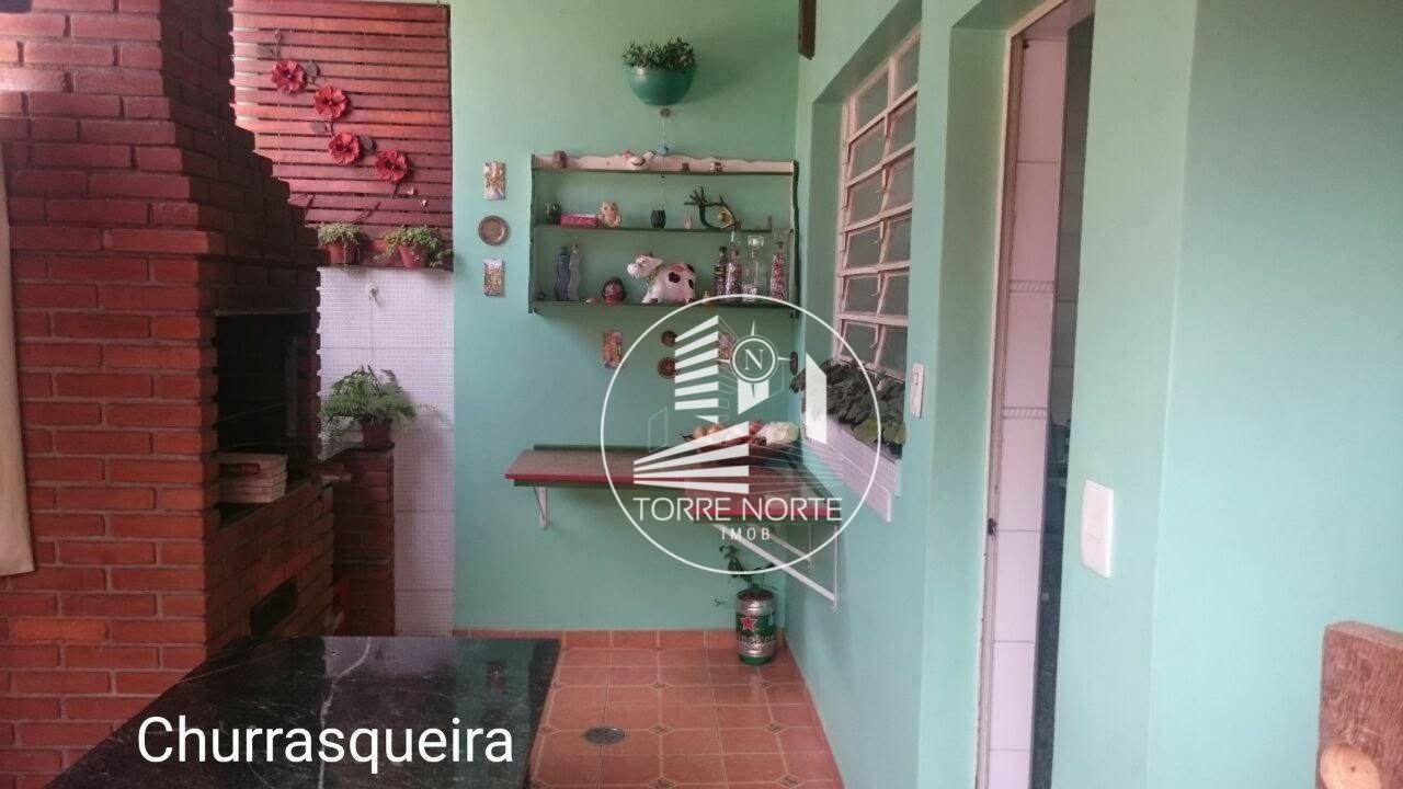 Sobrado à venda com 3 quartos, 148m² - Foto 11