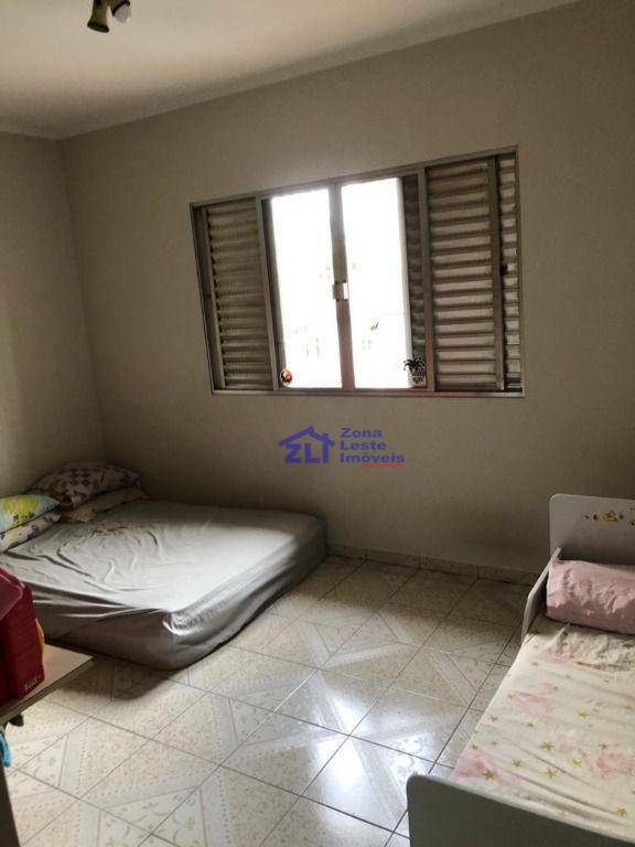 Sobrado à venda com 3 quartos, 240m² - Foto 25