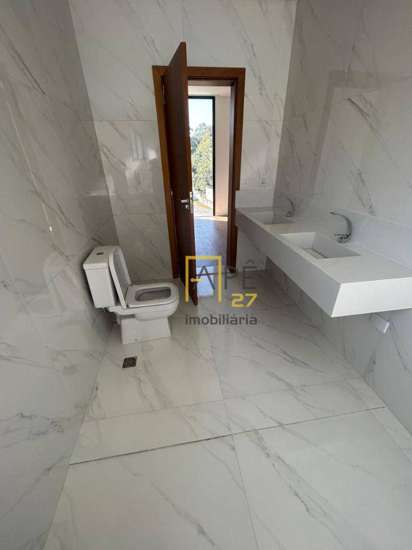 Sobrado à venda com 4 quartos, 340m² - Foto 7