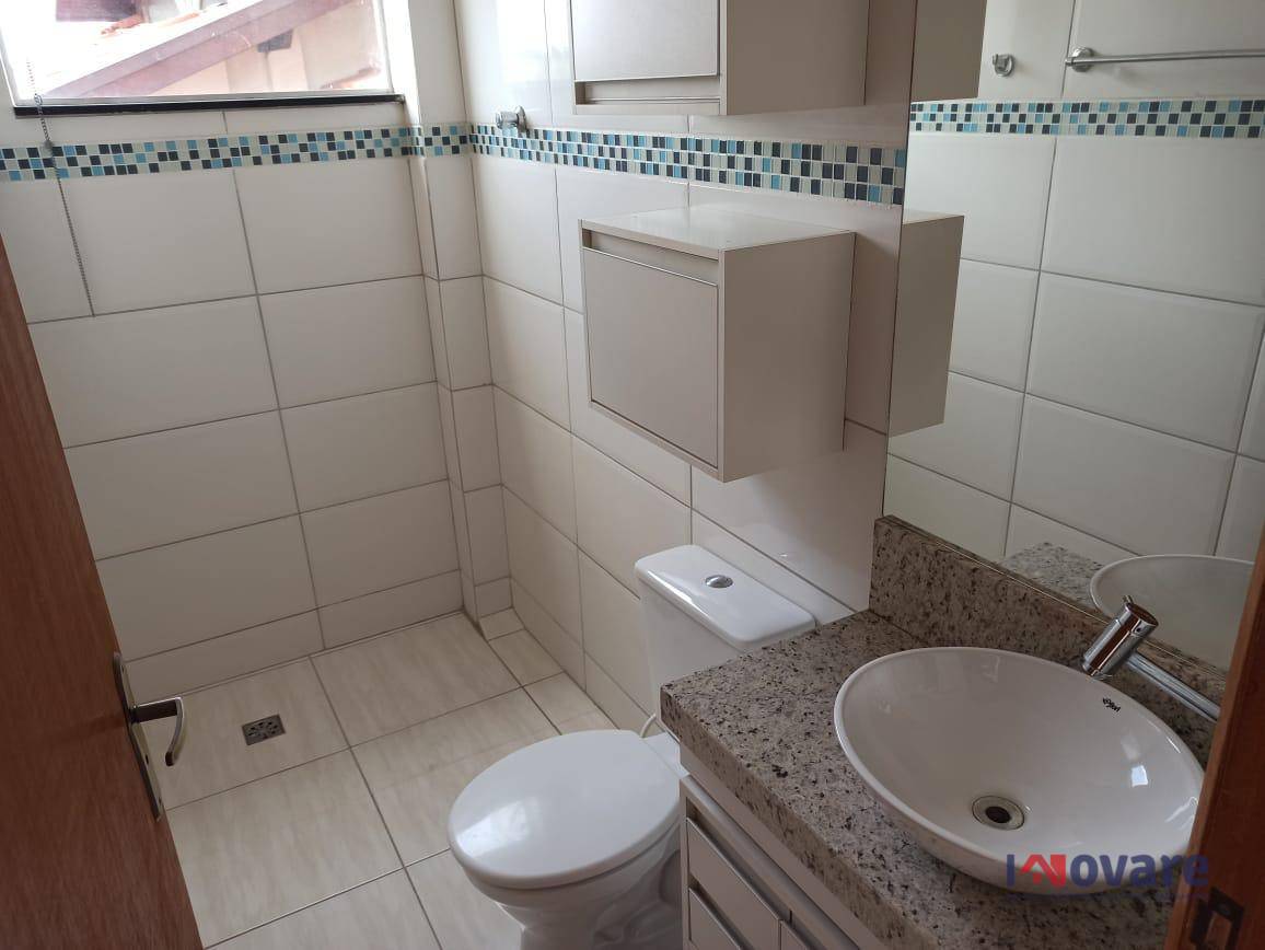 Apartamento à venda com 2 quartos, 70m² - Foto 3