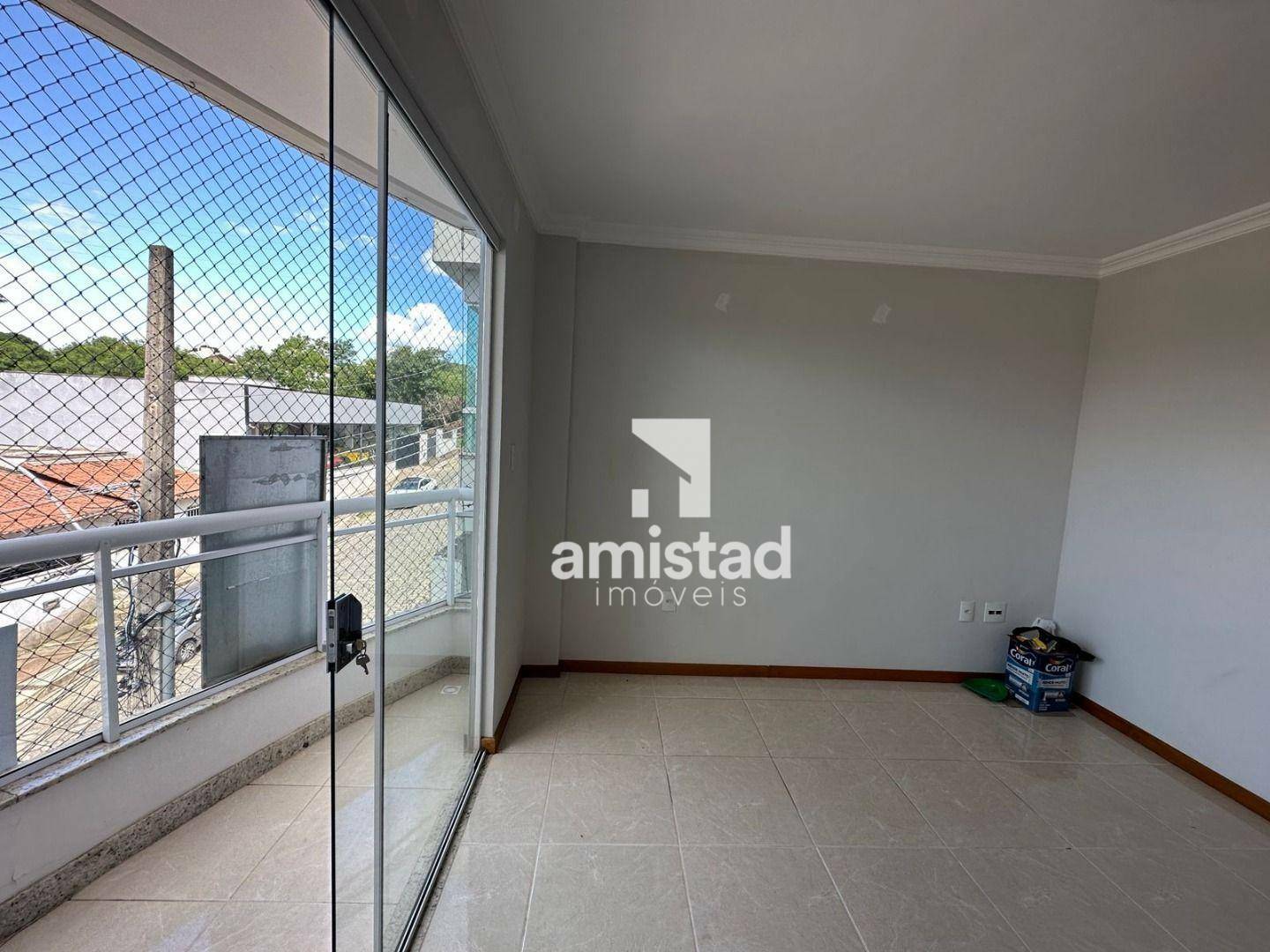 Apartamento à venda com 2 quartos, 90m² - Foto 5