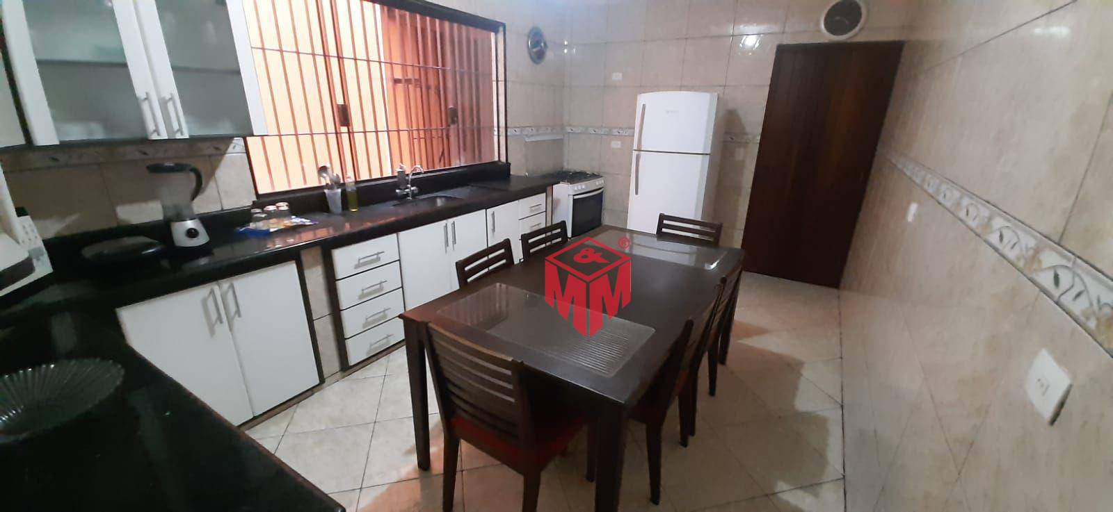 Sobrado à venda com 4 quartos, 167m² - Foto 2