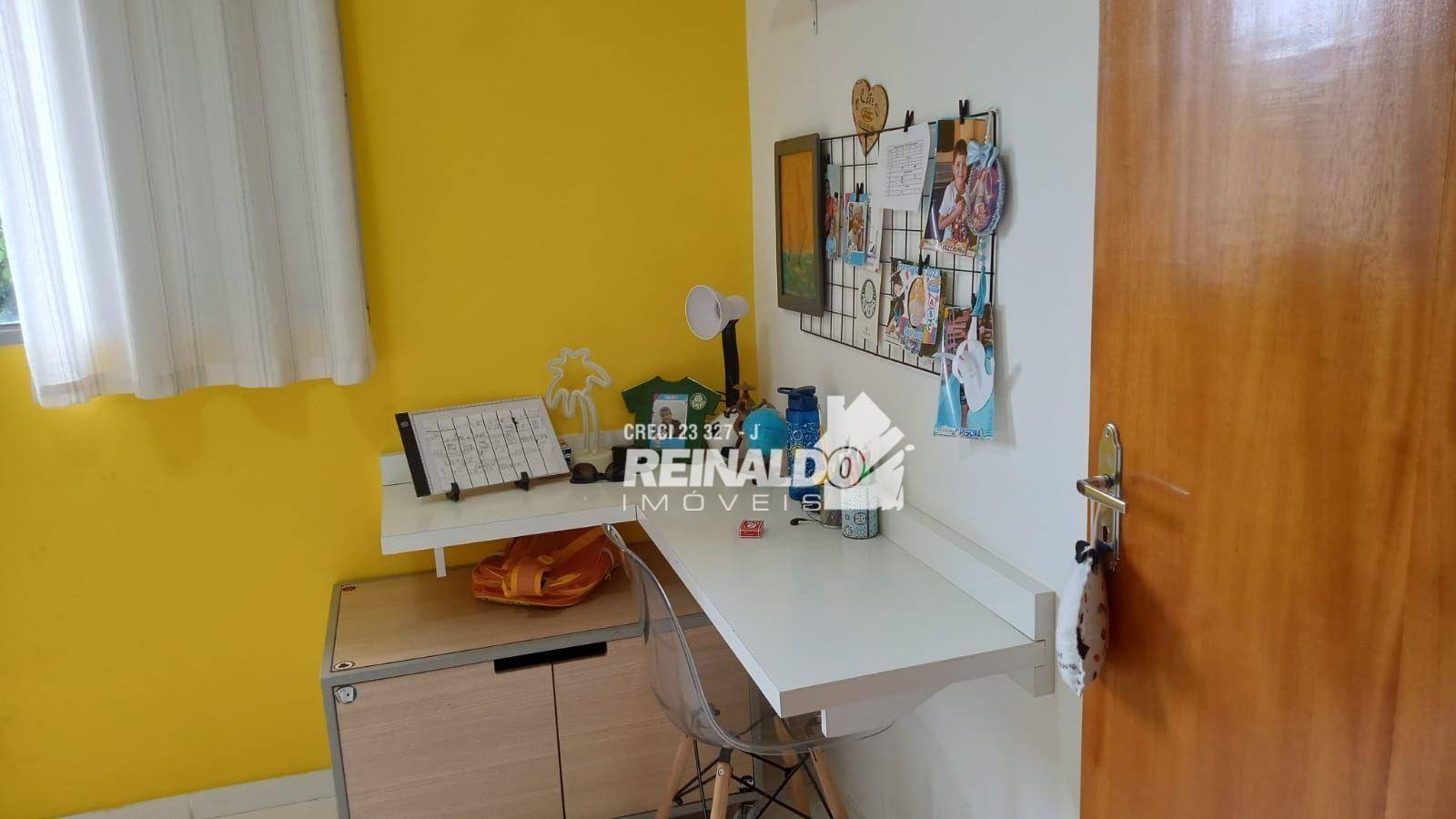 Casa à venda com 3 quartos, 180m² - Foto 18