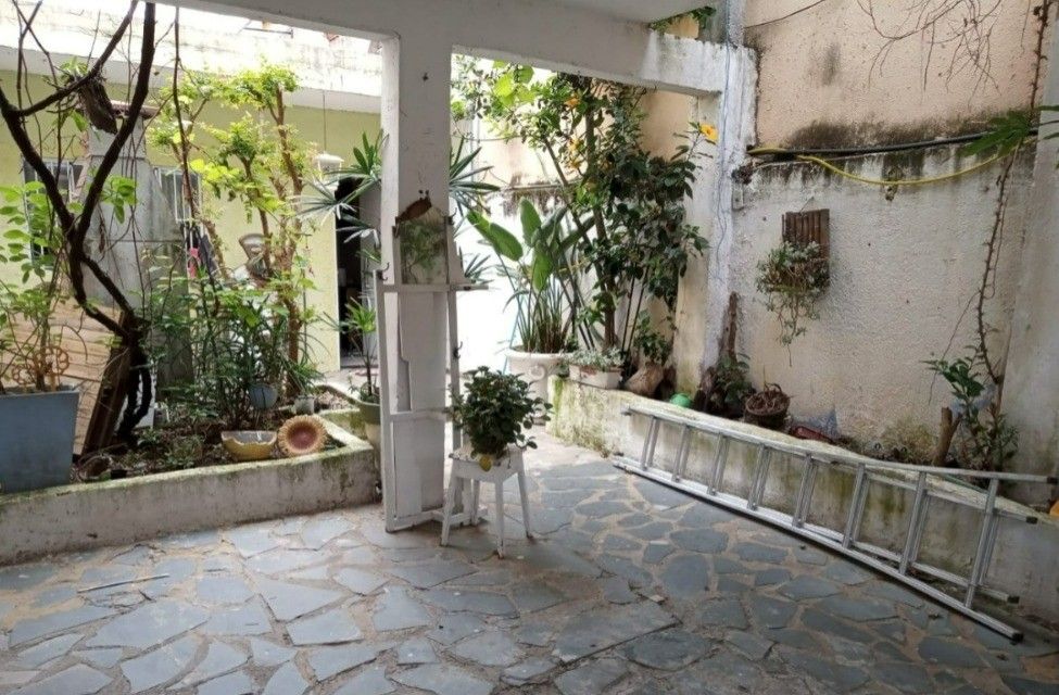 Casa à venda com 2 quartos, 80m² - Foto 5