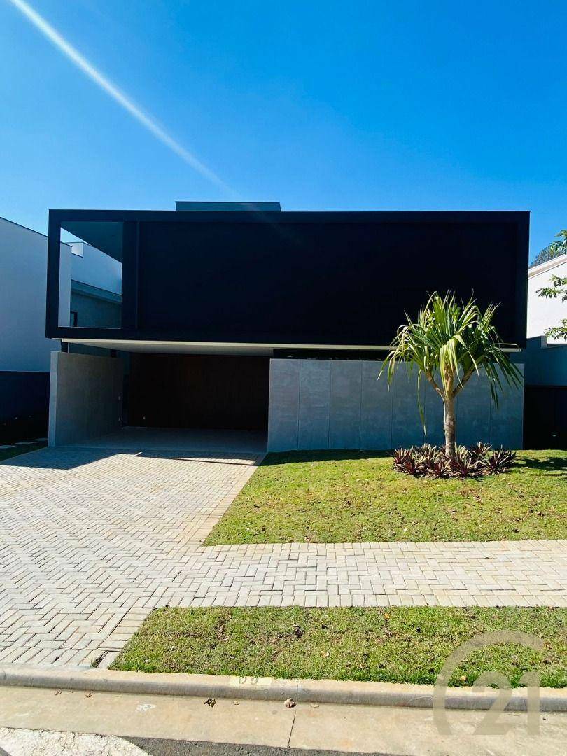 Casa de Condomínio à venda com 4 quartos, 355m² - Foto 2