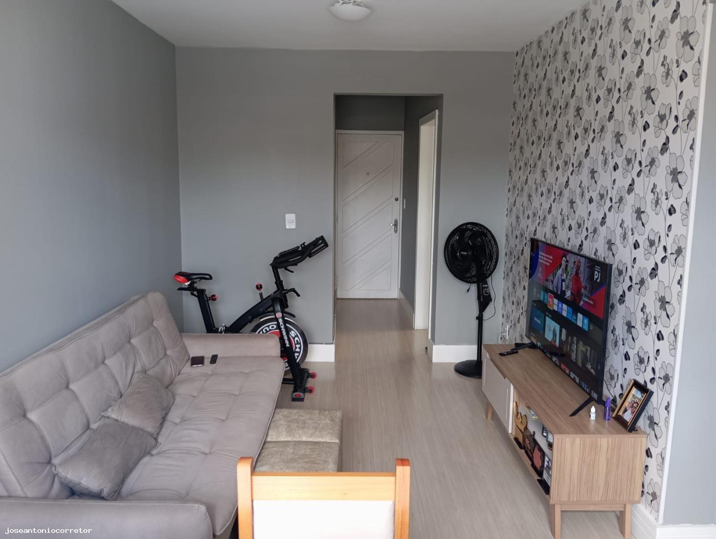 Apartamento à venda com 2 quartos, 55m² - Foto 10