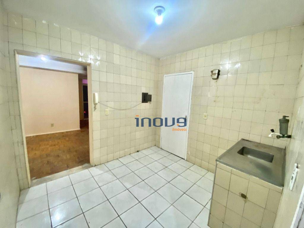 Apartamento para alugar com 4 quartos, 117m² - Foto 14