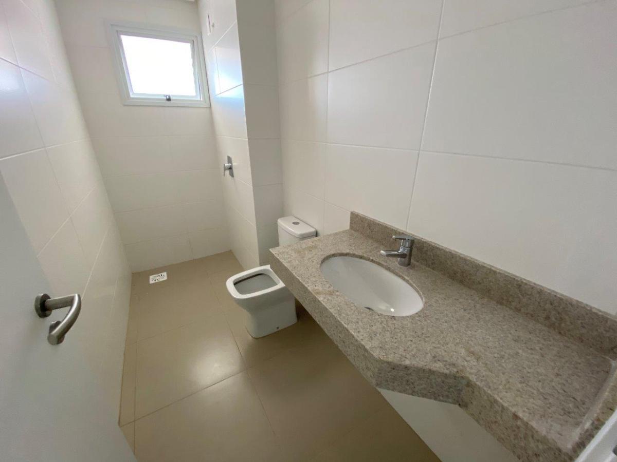 Apartamento à venda com 2 quartos, 75m² - Foto 13