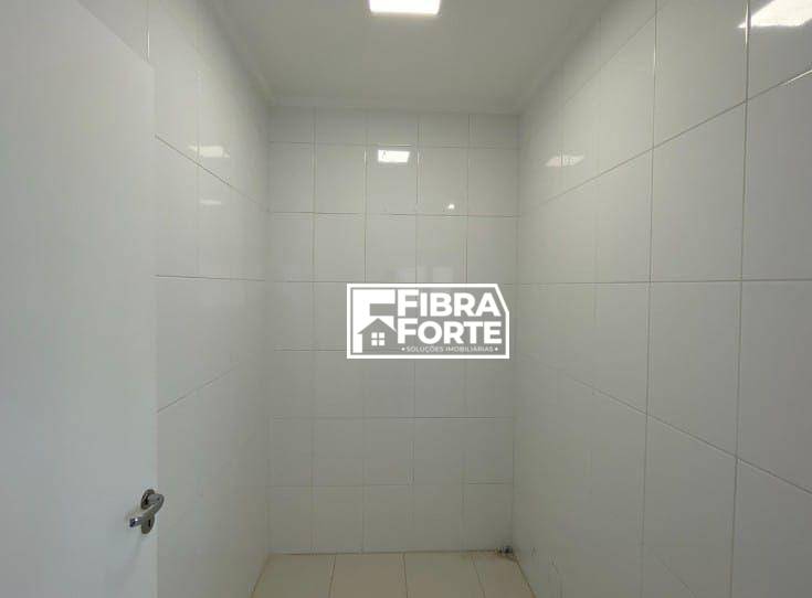 Apartamento à venda com 3 quartos, 137m² - Foto 4