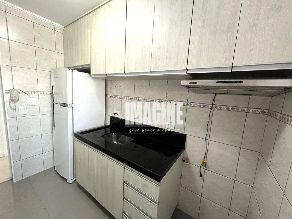 Apartamento à venda com 3 quartos, 65m² - Foto 7