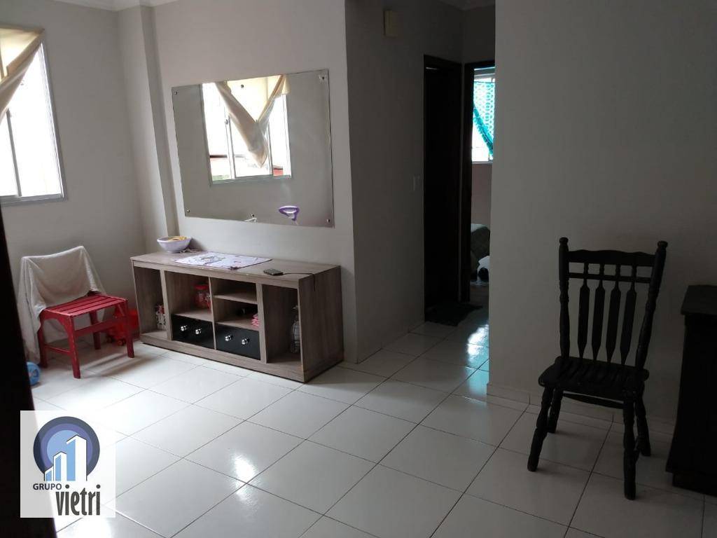 Apartamento à venda com 2 quartos, 62m² - Foto 13