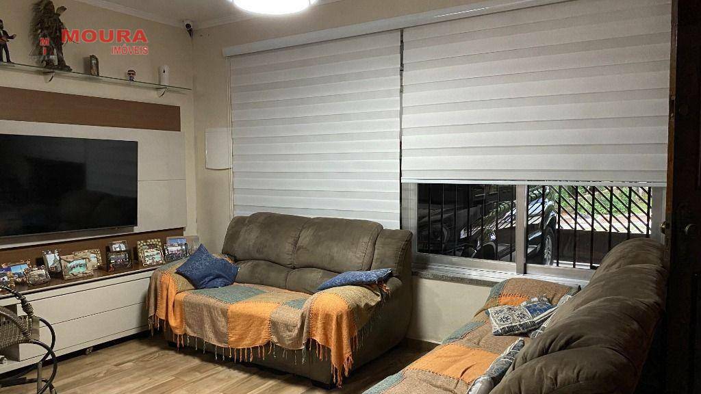 Sobrado à venda com 3 quartos, 181m² - Foto 1