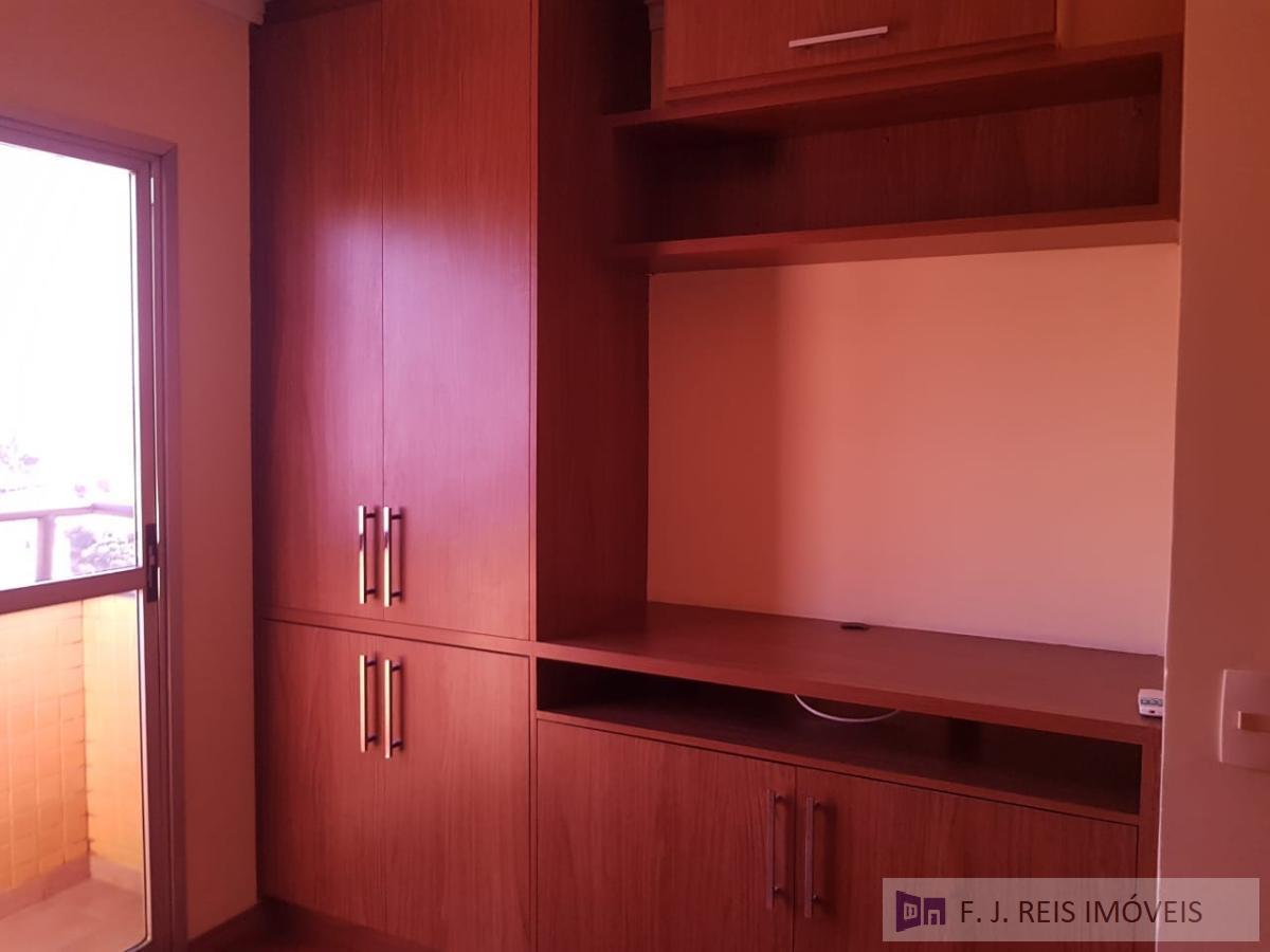 Apartamento à venda com 3 quartos, 90m² - Foto 17