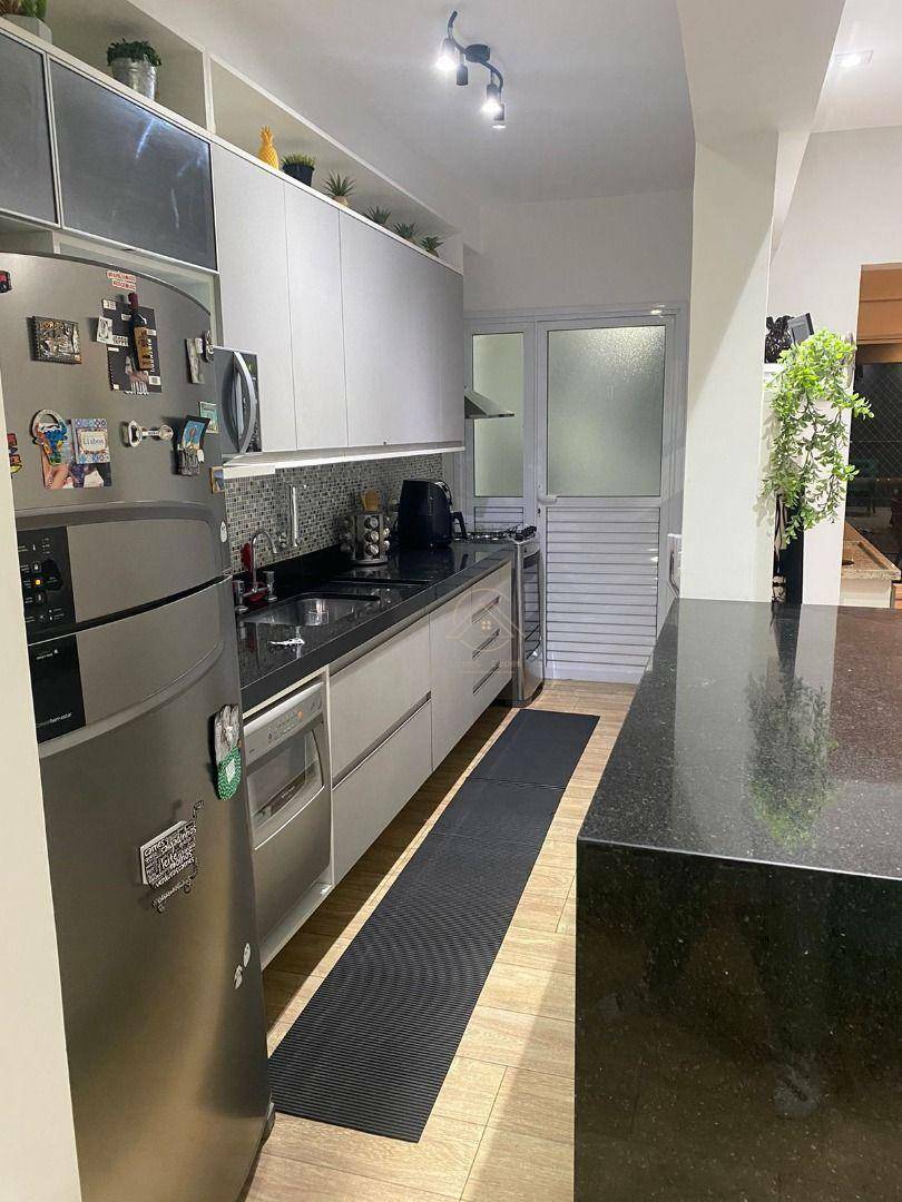 Apartamento à venda com 3 quartos, 96m² - Foto 9