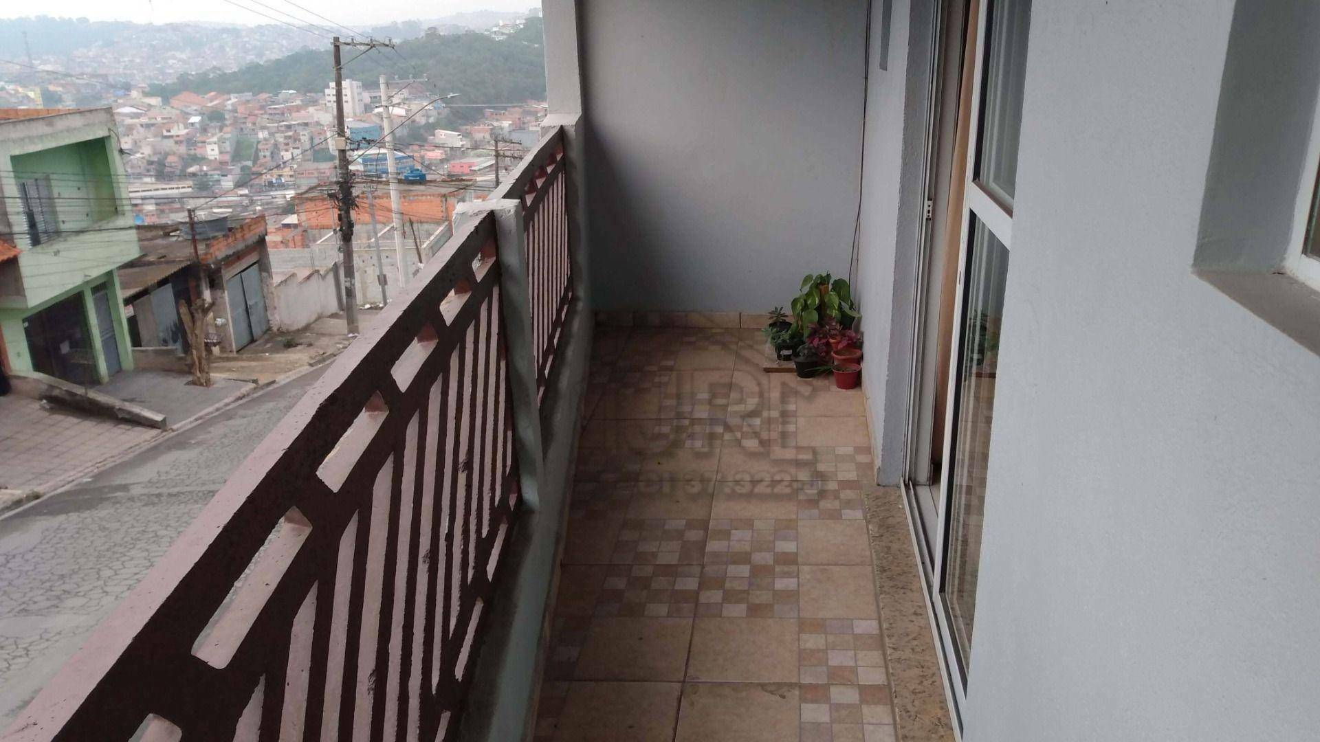 Sobrado à venda com 3 quartos, 90m² - Foto 2