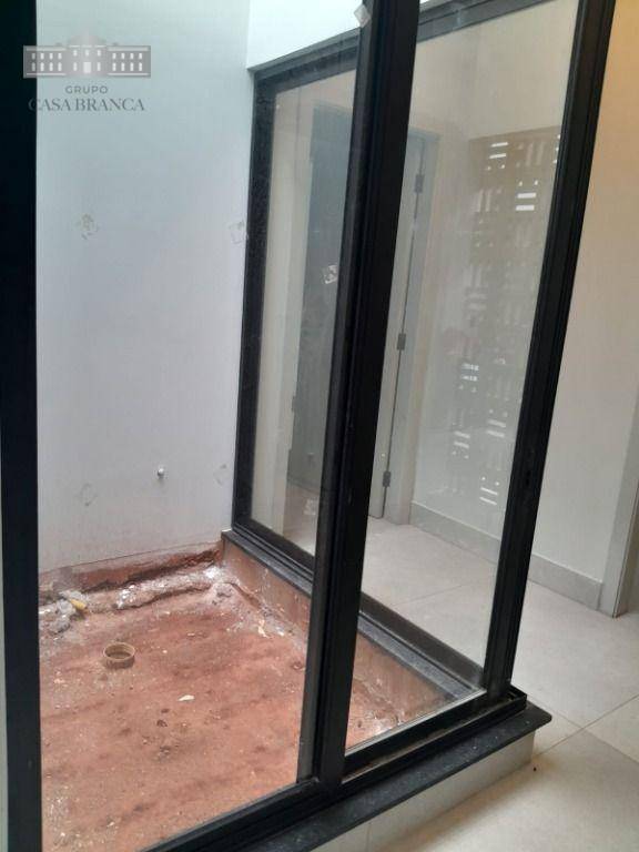 Casa à venda com 3 quartos, 187m² - Foto 8