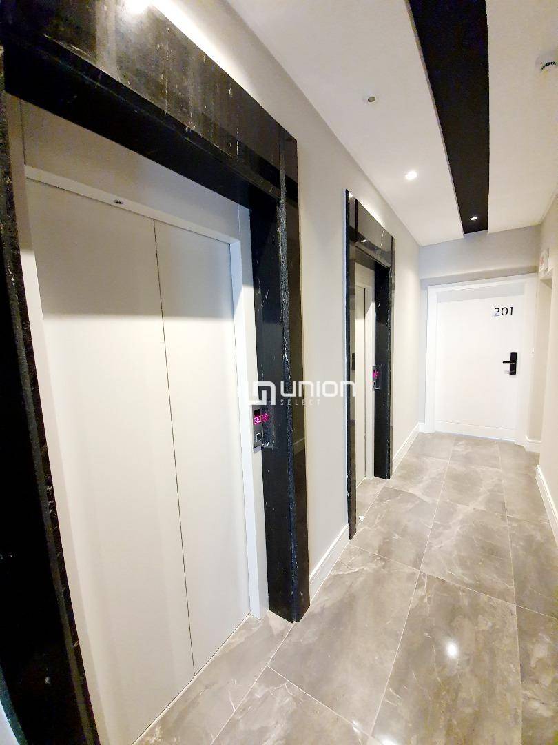 Apartamento à venda com 4 quartos, 173m² - Foto 35