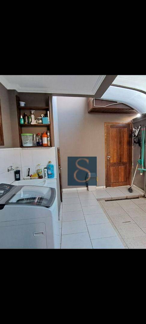 Sobrado à venda com 4 quartos, 207m² - Foto 24