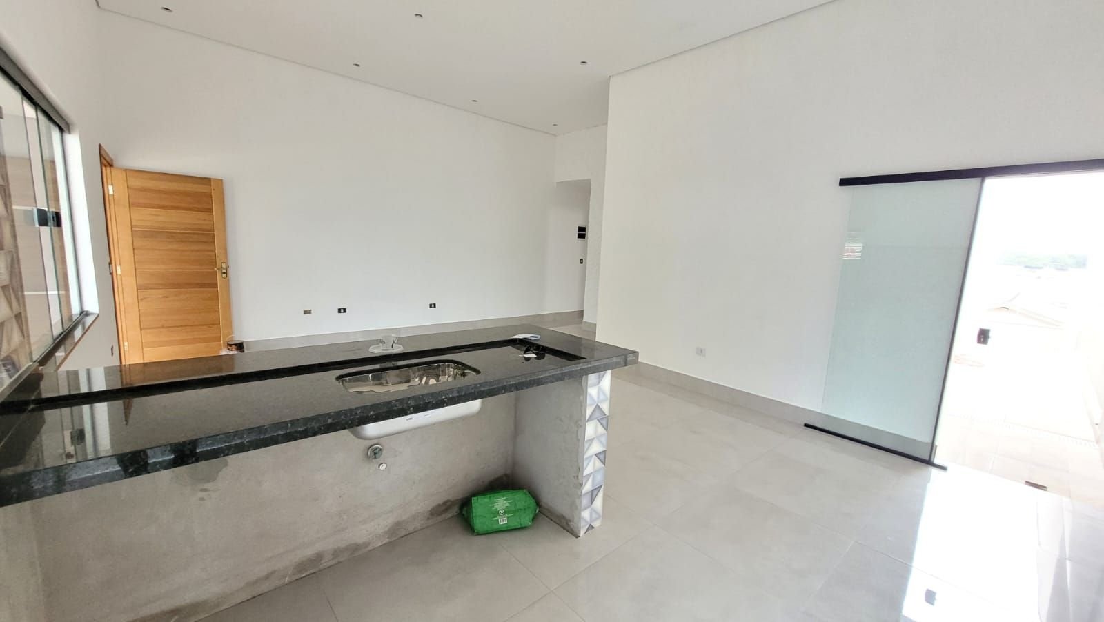 Casa à venda com 3 quartos, 160m² - Foto 14