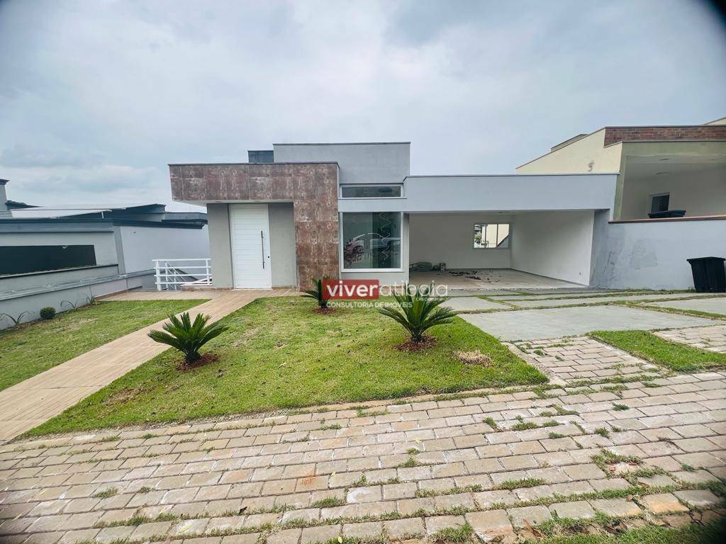 Casa à venda e aluguel com 3 quartos, 235m² - Foto 6