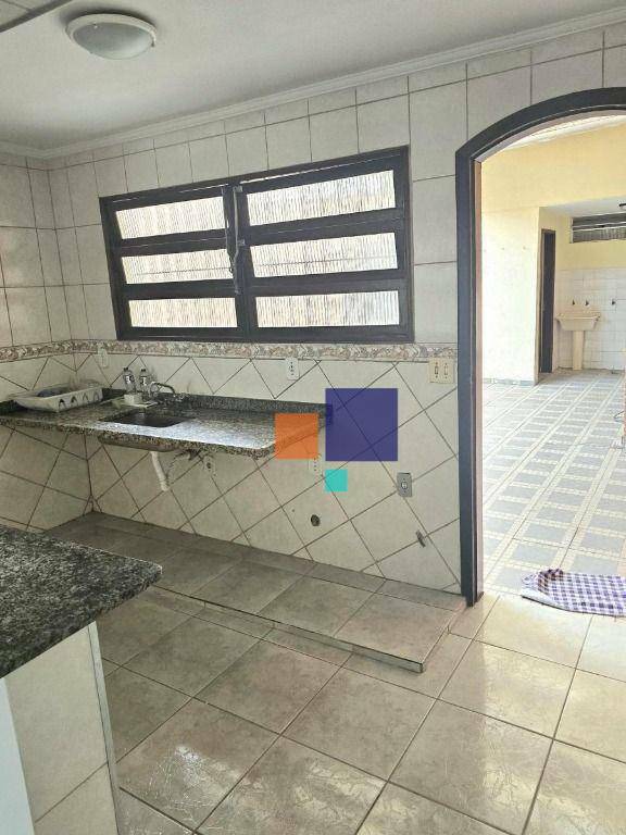 Sobrado à venda com 3 quartos, 215m² - Foto 15