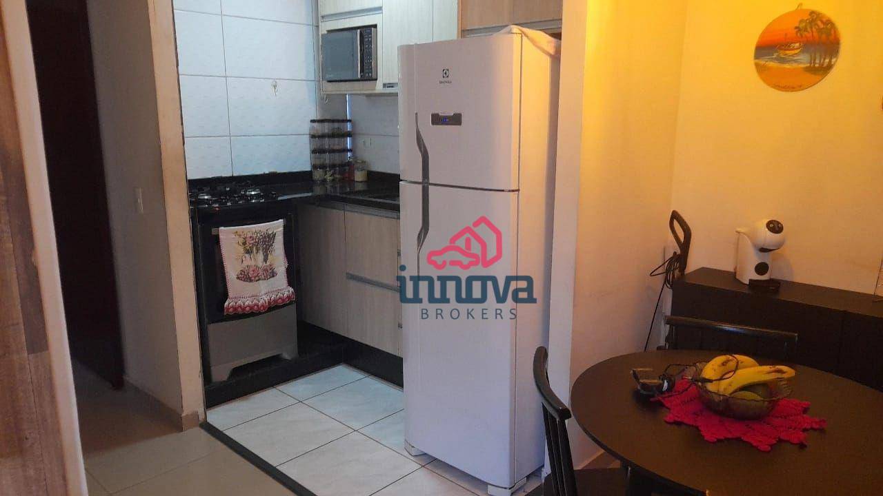 Apartamento à venda com 2 quartos, 42m² - Foto 4