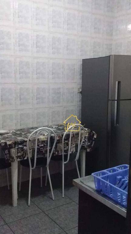 Sobrado à venda com 2 quartos, 70m² - Foto 5