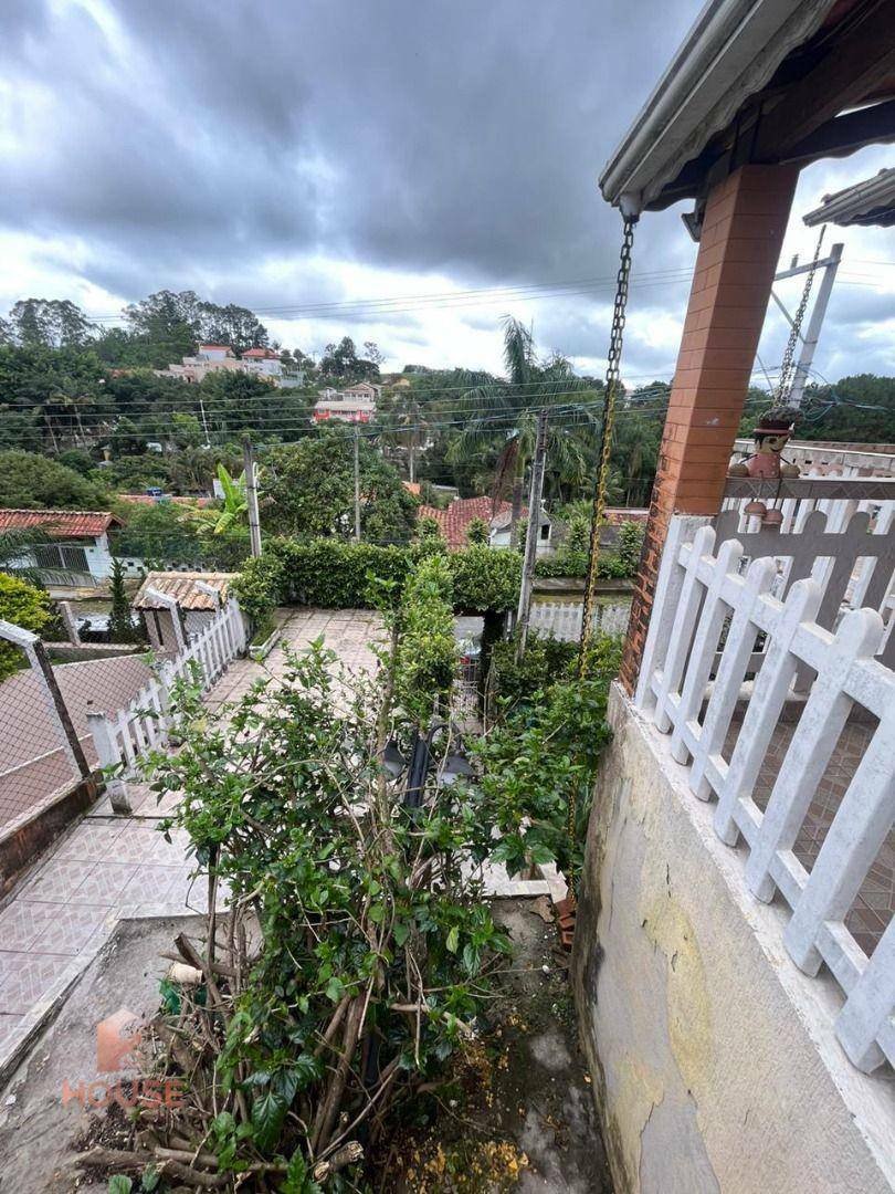 Casa de Condomínio à venda com 3 quartos, 608m² - Foto 3