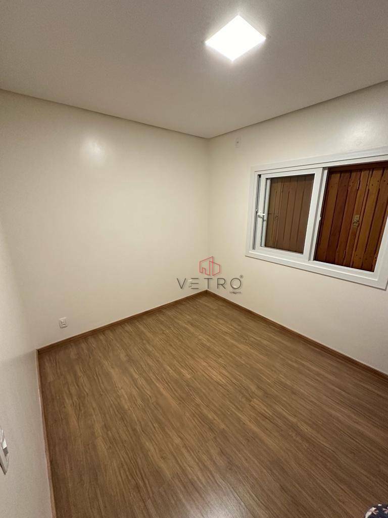 Casa à venda com 3 quartos, 105m² - Foto 8